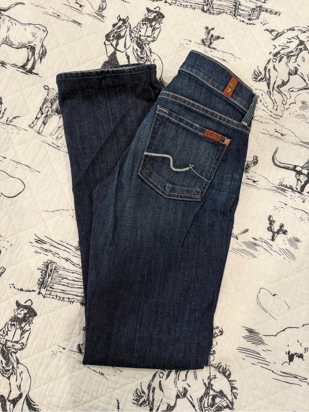 7 For All Mankind Women's Straight Leg Jeans in Mid Blue Wash Size 24